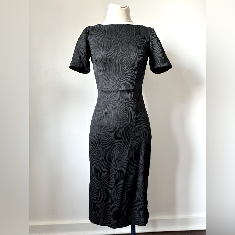 Jacquard Weave Closed Back Black Dress size 2